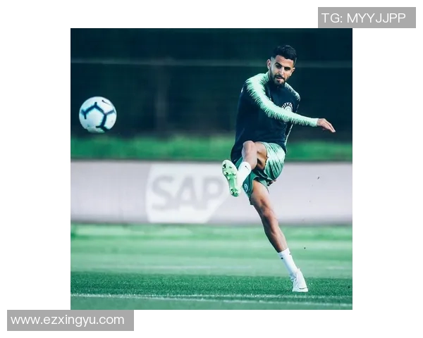 足球明星女性头像展现优雅气质与高端魅力的完美结合